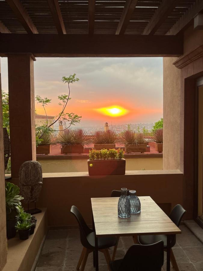 Cousy Condo In The Historic Center Of San Miguel De Allende, Incredible View, Pool, Bbq, 3 Blocks From The Main Parish Альенде Экстерьер фото